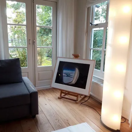 Modern House * Broek in Waterland