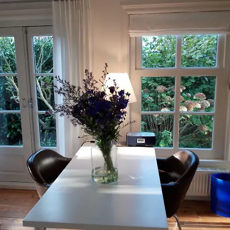 Apartman Modern House Broek in Waterland